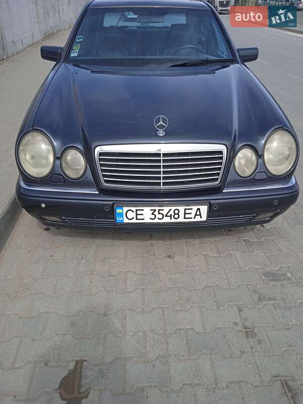 Mercedes E-Class 1997 року в Чернівцях