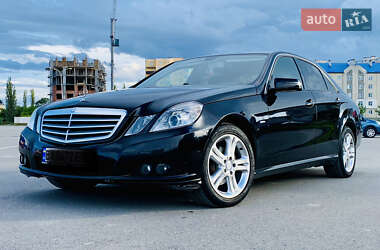 Mercedes-Benz E-Class 2011