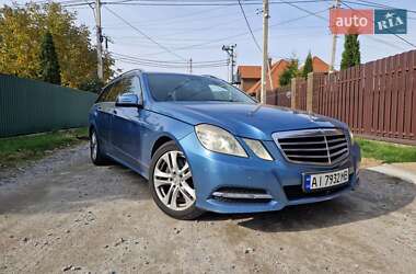 Mercedes-Benz E-Class 2011