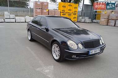 Mercedes-Benz E-Class 2002