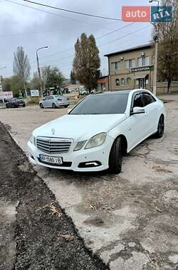 Mercedes-Benz E-Class  2010
