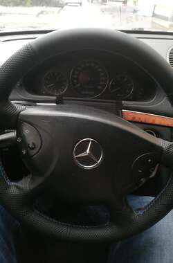 Mercedes-Benz E-Class  2002