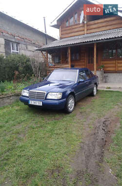 Mercedes-Benz E-Class  1994