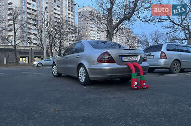 Mercedes-Benz E-Class  2002