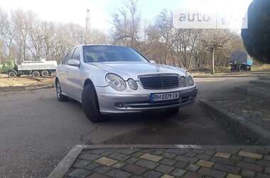 Mercedes-Benz E-Class  2002