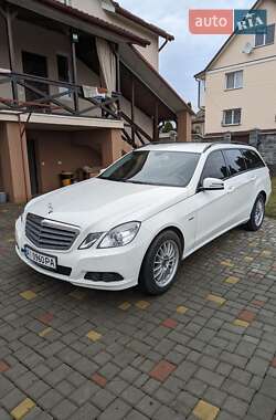 Mercedes-Benz E-Class  2011