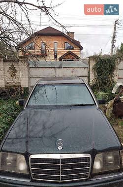 Mercedes-Benz E-Class 1995