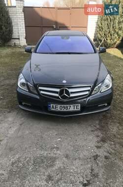 Mercedes-Benz E-Class  2010