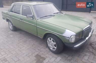 Mercedes-Benz E-Class 1982