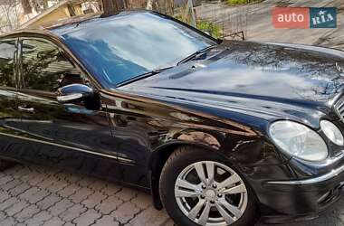 Mercedes-Benz E-Class  2006