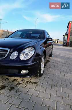 Mercedes-Benz E-Class  2003