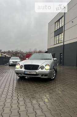 Mercedes-Benz E-Class  2001