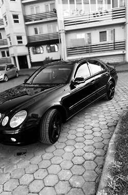 Mercedes-Benz E-Class  2007