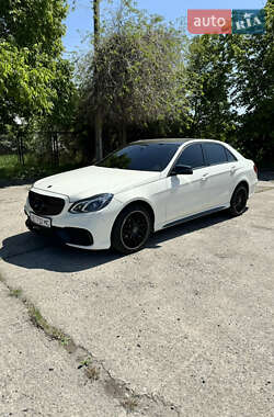 Mercedes-Benz E-Class  2011