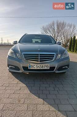 Mercedes-Benz E-Class  2010