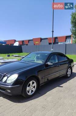 Mercedes-Benz E-Class  2004