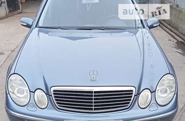 Mercedes-Benz E-Class  2003