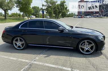 Mercedes-Benz E-Class  2019