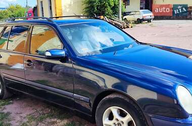 Mercedes-Benz E-Class  2000