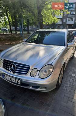Mercedes-Benz E-Class  2004