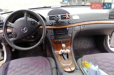 Mercedes-Benz E-Class  2004