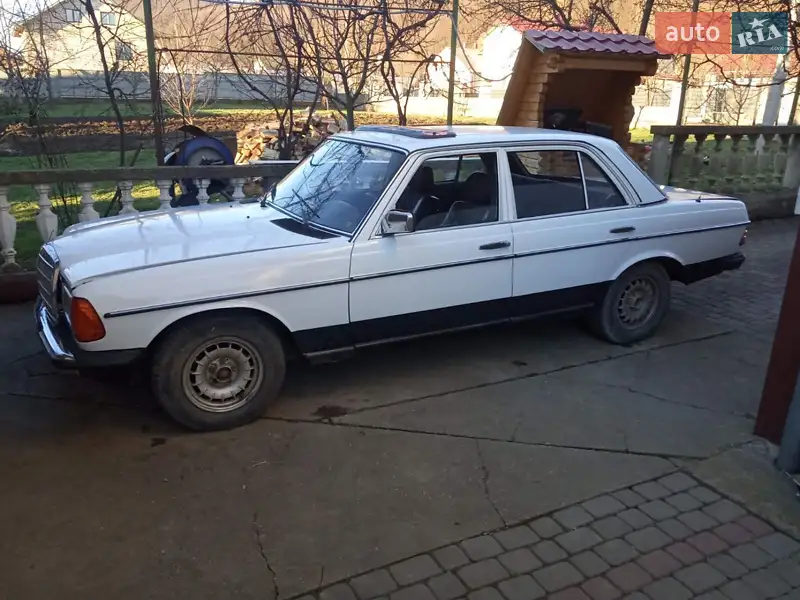 Mercedes-Benz E-Class 1980
