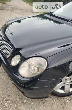Mercedes-Benz E-Class  2003