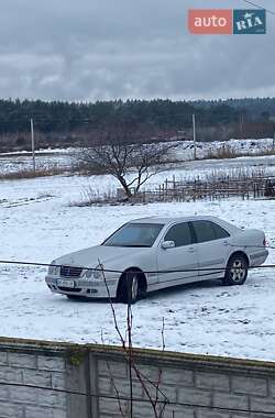 Mercedes-Benz E-Class  2000