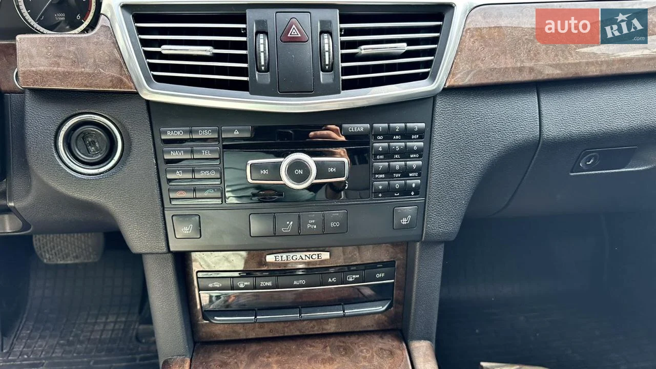 2011 Mercedes-Benz E-klasse - мініатюра 2