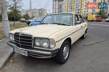 Mercedes-Benz E-Class  1981