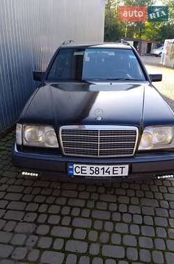 Mercedes-Benz E-Class  1995