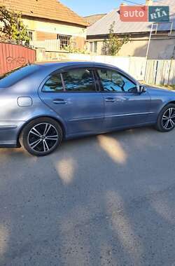 Mercedes-Benz E-Class  2003