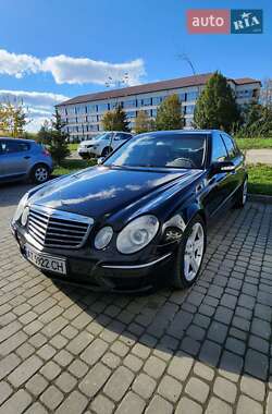 Mercedes-Benz E-Class  2005