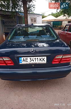 Mercedes-Benz E-Class  1999
