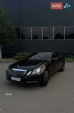 Mercedes-Benz E-Class  2010