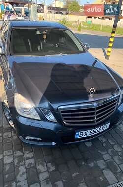 Mercedes-Benz E-Class  2009