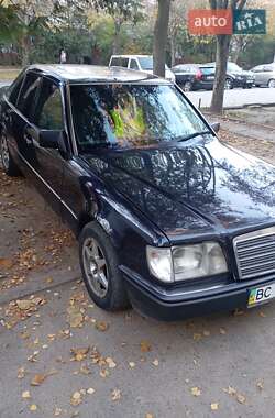 Mercedes-Benz E-Class 1993