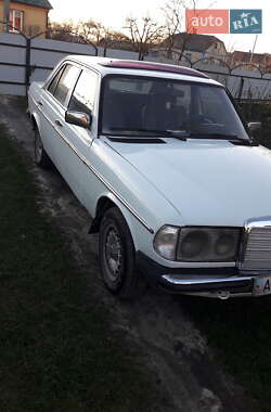 Mercedes-Benz E-Class  1976