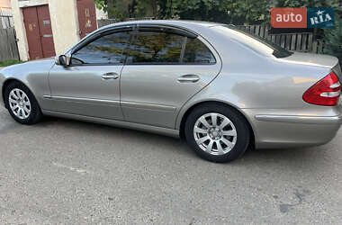 Mercedes-Benz E-Class  2006