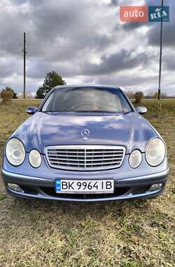 Mercedes-Benz E-Class  2003