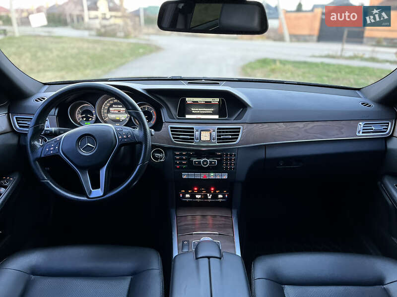 Седан Mercedes-Benz E-Class 2015 в Полтаве