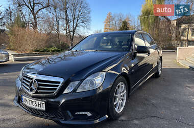 Mercedes-Benz E-Class  2009