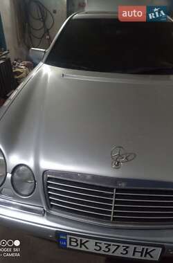 Mercedes-Benz E-Class  1997