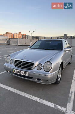 Mercedes-Benz E-Class  2000