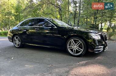 Mercedes-Benz E-Class 2016