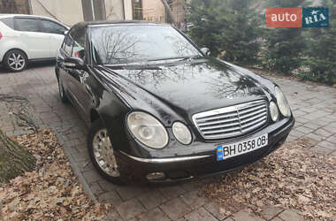 Mercedes-Benz E-Class  2002
