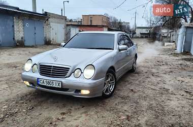 Mercedes-Benz E-Class  2000