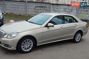 Mercedes-Benz E-Class  2011