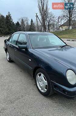 Mercedes-Benz E-Class  1999