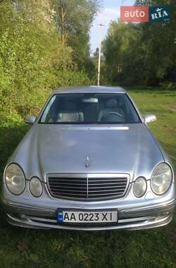 Mercedes-Benz E-Class  2003